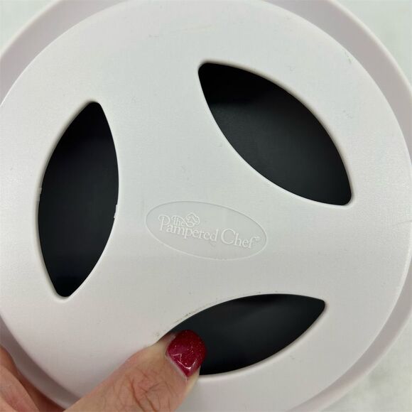 Pampered Chef Close & Cut Safe Food Slicer White Easy Clean Compact Clean - Picture 2 of 7